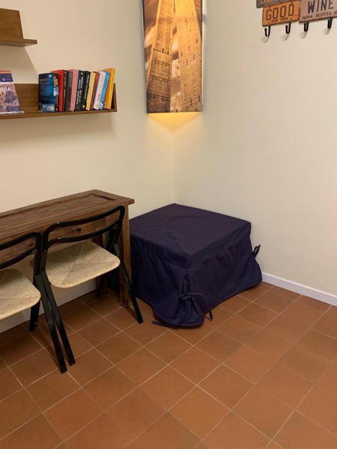 Ca' Di Leo, Private Terrace In Historical Center Apartment Bologna Exterior photo